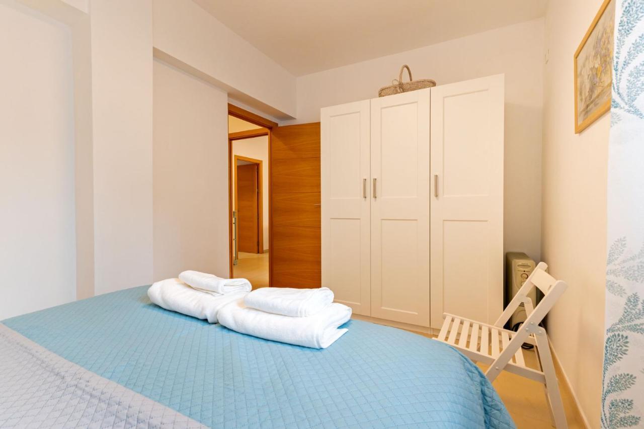 Apartamento San Vicente Apartamento, 5 Pax, Centro Historico Sevilla